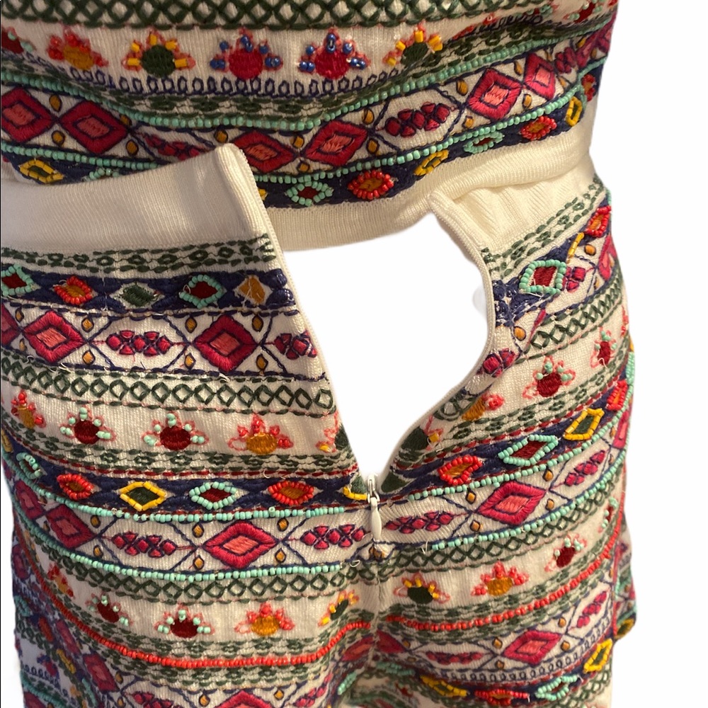Zara colorful beaded shorts and beaded crop tank - Picture 6 of 8